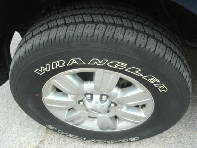 Ford F150 2010 photo 17