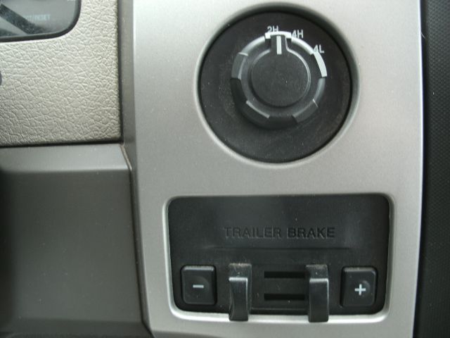 Ford F150 2010 photo 2