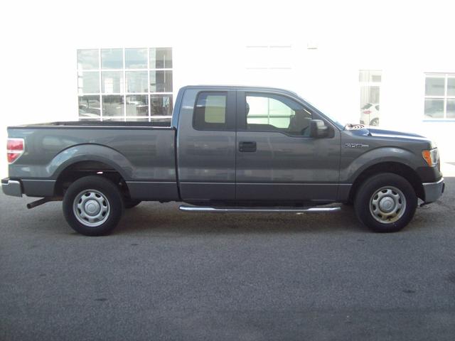 Ford F150 2010 photo 2