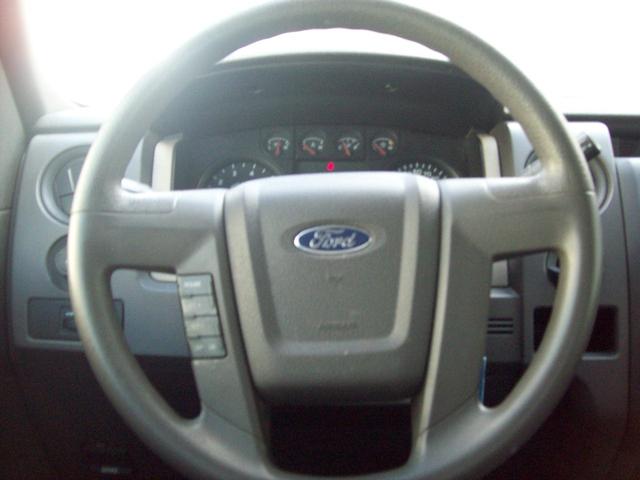 Ford F150 2010 photo 3