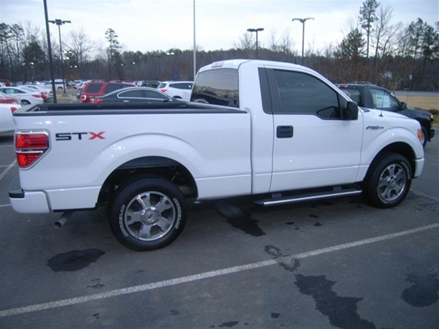 Ford F150 2010 photo 3