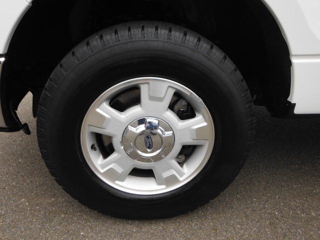 Ford F150 2010 photo 2