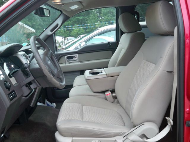 Ford F150 SE SDN Pickup Truck