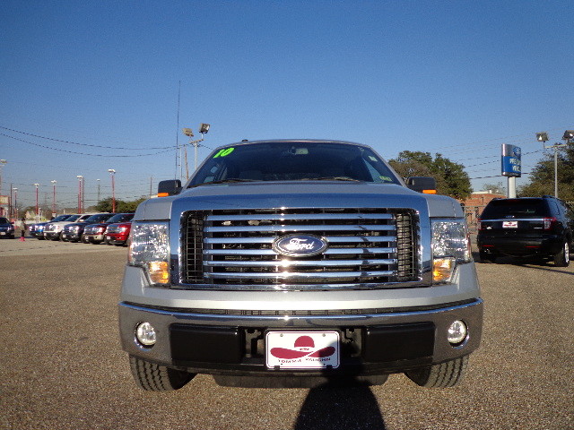 Ford F150 2010 photo 1