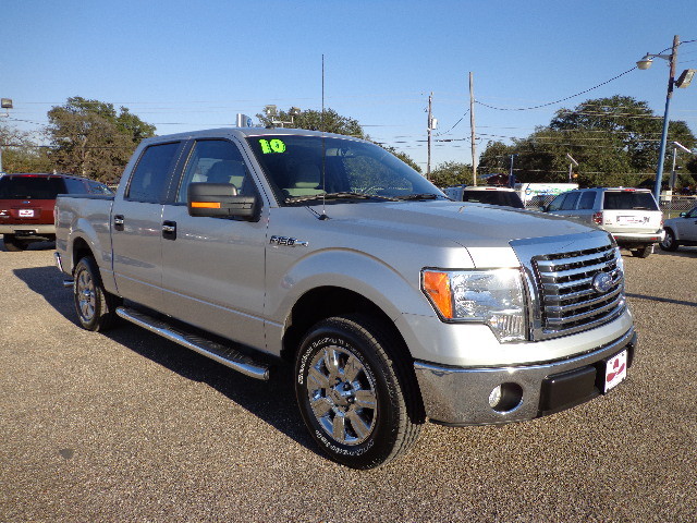 Ford F150 2010 photo 2