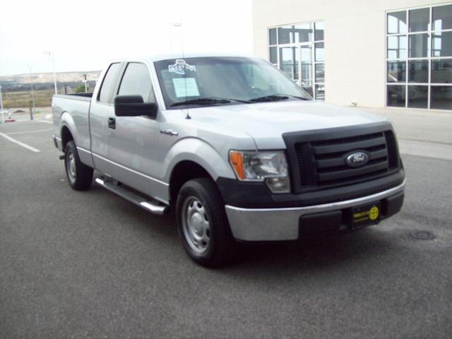 Ford F150 Ext Cab 143.5 Unspecified