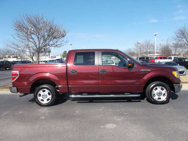 Ford F150 2010 photo 2