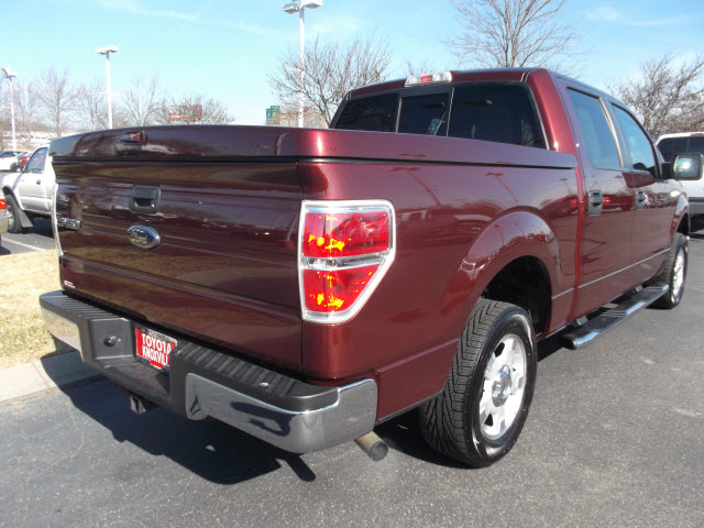Ford F150 2010 photo 4