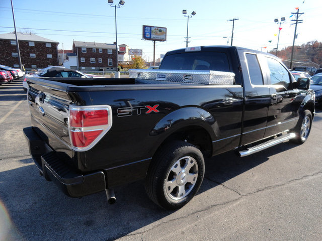 Ford F150 2010 photo 2