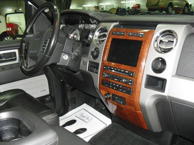 Ford F150 2010 photo 14