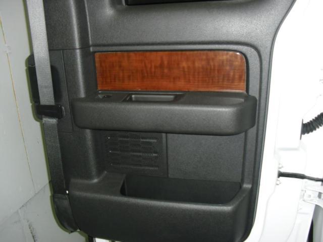 Ford F150 2010 photo 16