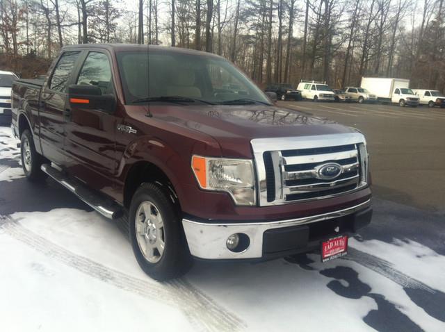 Ford F150 2010 photo 2
