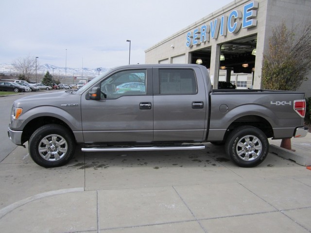 Ford F150 2010 photo 2