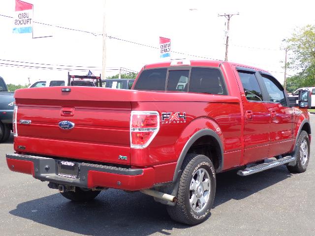 Ford F150 EXT CAB 4WD 143.5wb Pickup Truck