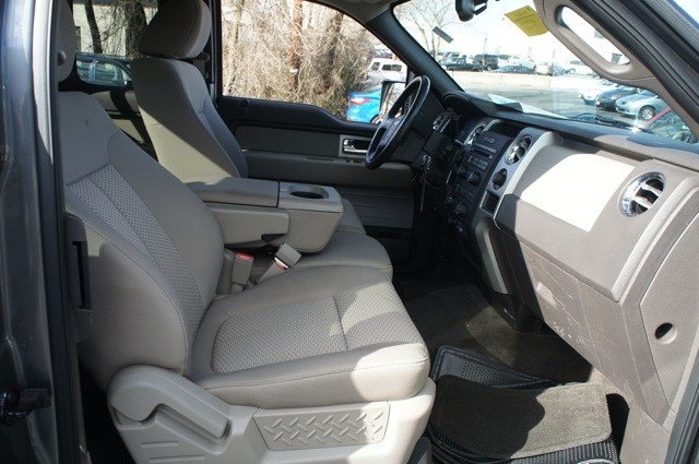 Ford F150 2010 photo 2