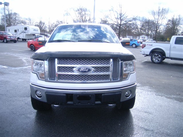 Ford F150 2010 photo 2