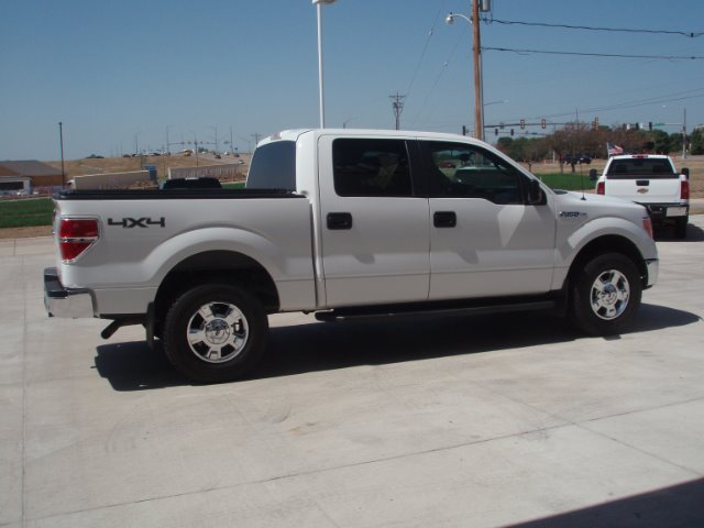 Ford F150 3DR CPE GT Pickup Truck