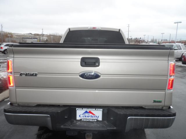 Ford F150 2010 photo 2