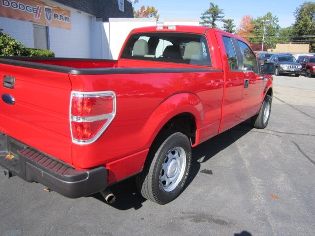 Ford F150 2010 photo 2