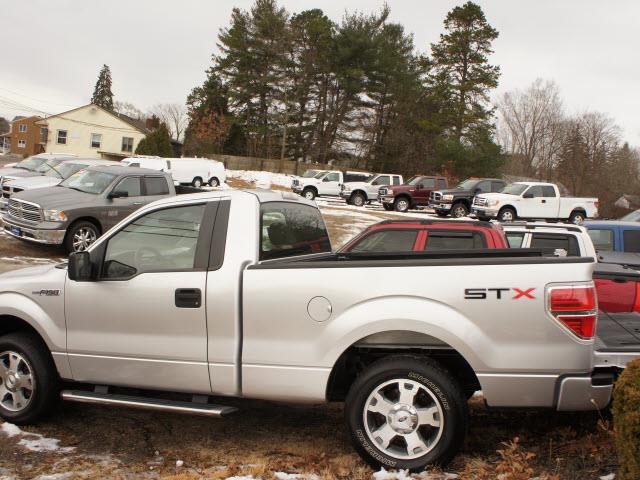 Ford F150 2010 photo 3