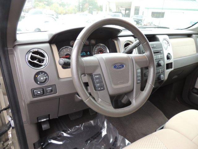 Ford F150 2010 photo 3