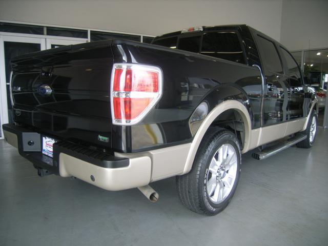 Ford F150 2010 photo 2