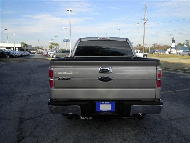 Ford F150 2010 photo 3