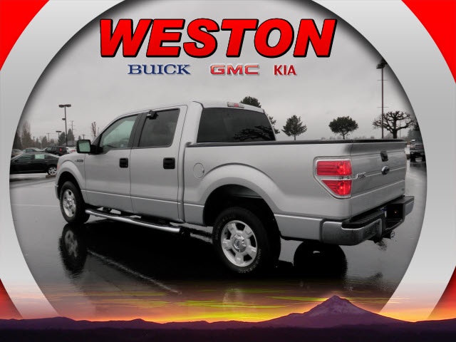 Ford F150 2010 photo 2