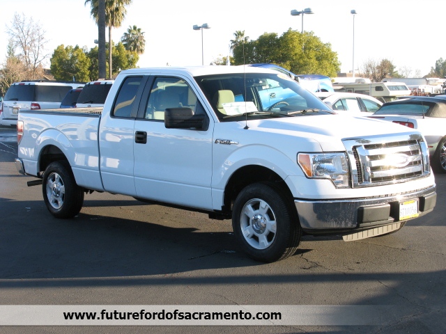 Ford F150 2010 photo 2
