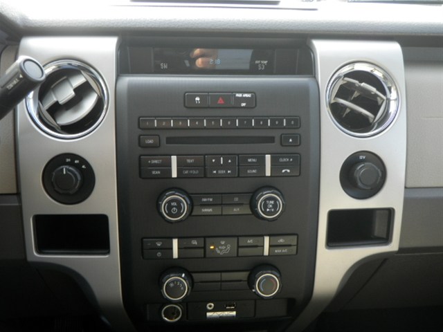 Ford F150 2010 photo 1