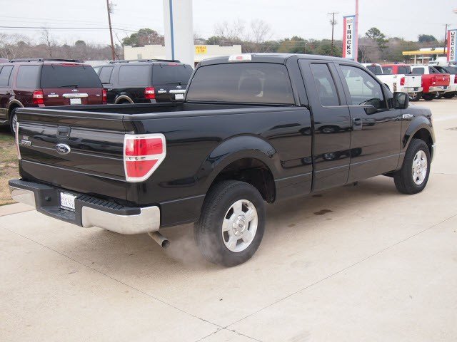 Ford F150 2010 photo 2