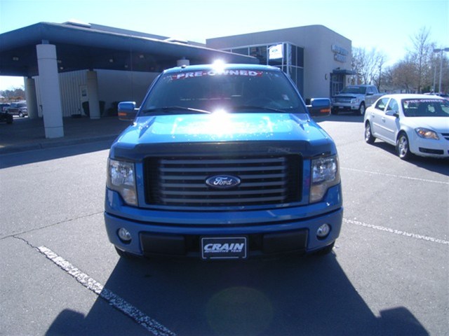 Ford F150 2010 photo 2