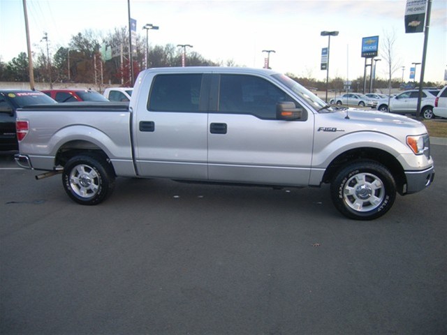 Ford F150 2010 photo 3