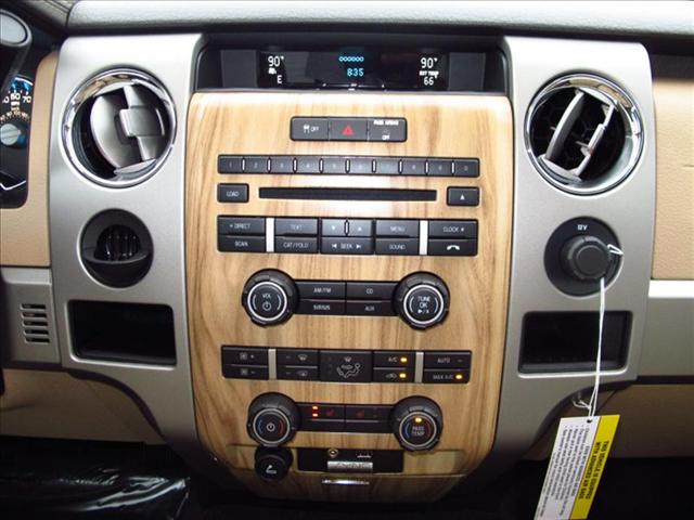 Ford F150 2011 photo 2