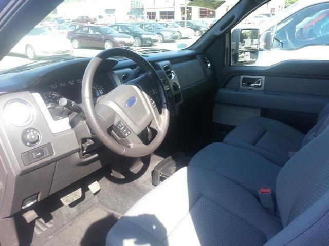 Ford F150 2011 photo 2