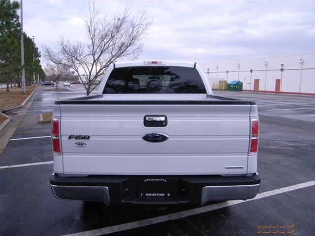 Ford F150 2011 photo 2