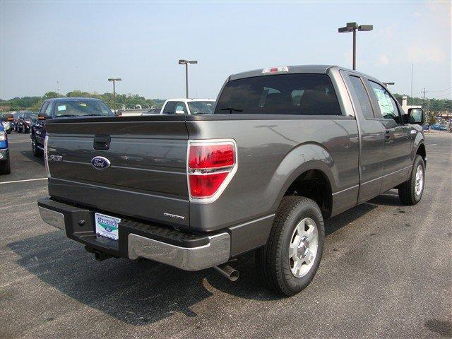 Ford F150 2011 photo 2