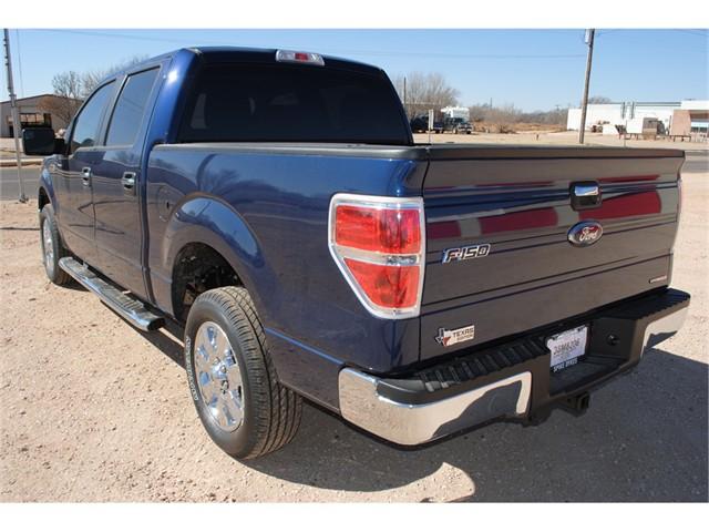 Ford F150 2011 photo 2