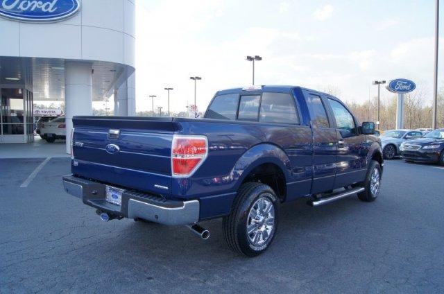 Ford F150 2011 photo 2