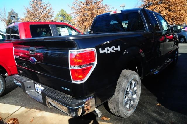 Ford F150 2011 photo 2