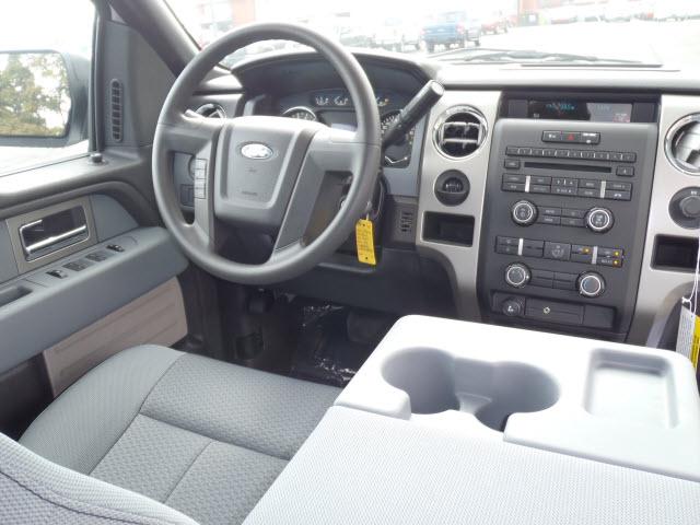 Ford F150 2011 photo 2
