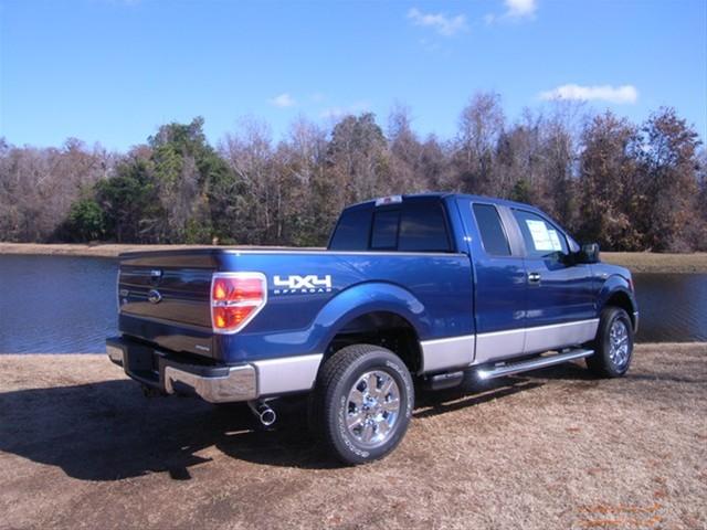 Ford F150 2011 photo 2