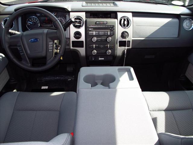 Ford F150 2011 photo 1