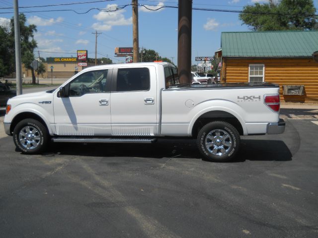 Ford F150 X/ FOUR Wheel Drive Pickup Truck