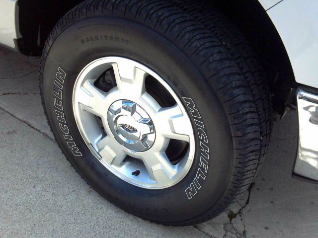 Ford F150 2011 photo 2