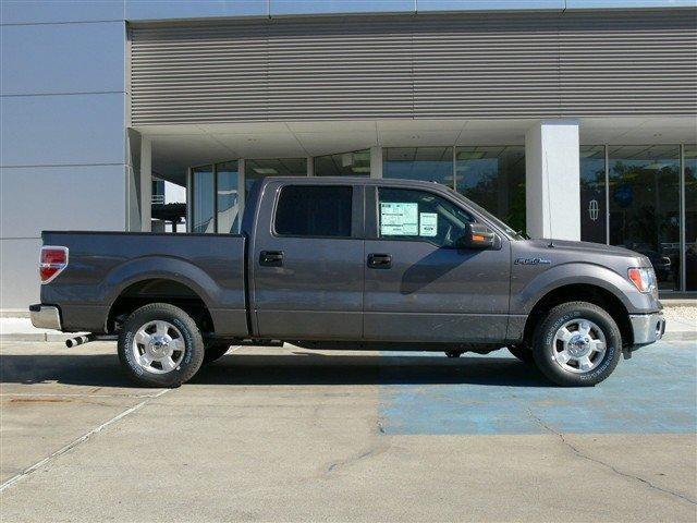 Ford F150 2011 photo 2