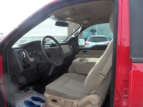 Ford F150 2011 photo 2