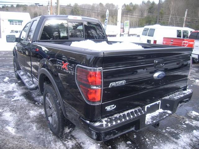 Ford F150 2011 photo 2