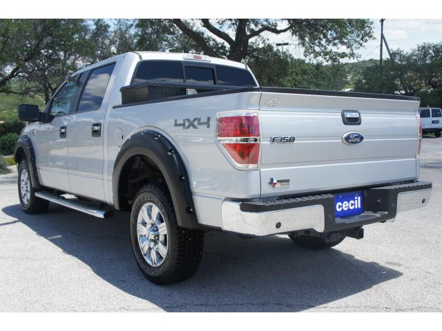 Ford F150 2011 photo 2