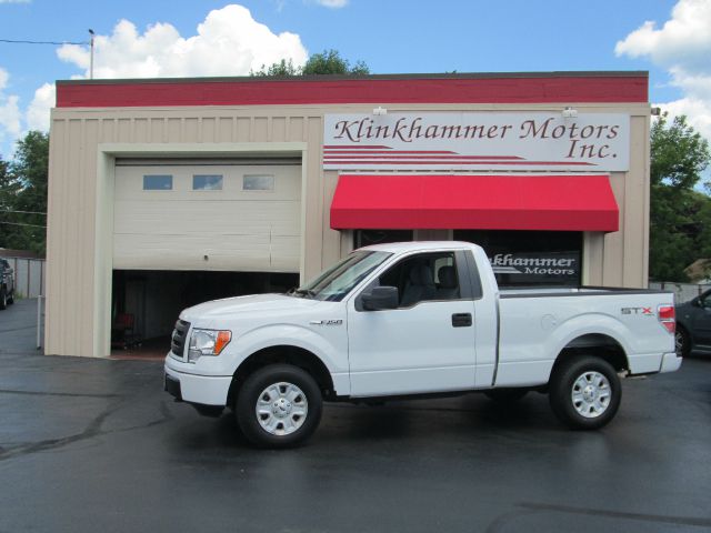 Ford F150 4dr SEC Pickup Truck